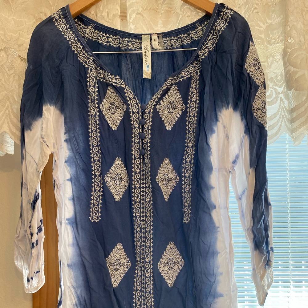 Andree Blue 3/4 sleeves size small